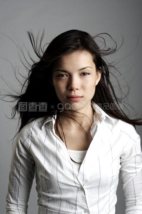 霓虹深渊